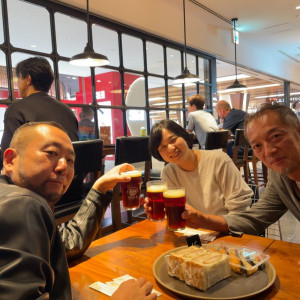 9E037C5A-5A56-4067-84BB-CA86F85521B4